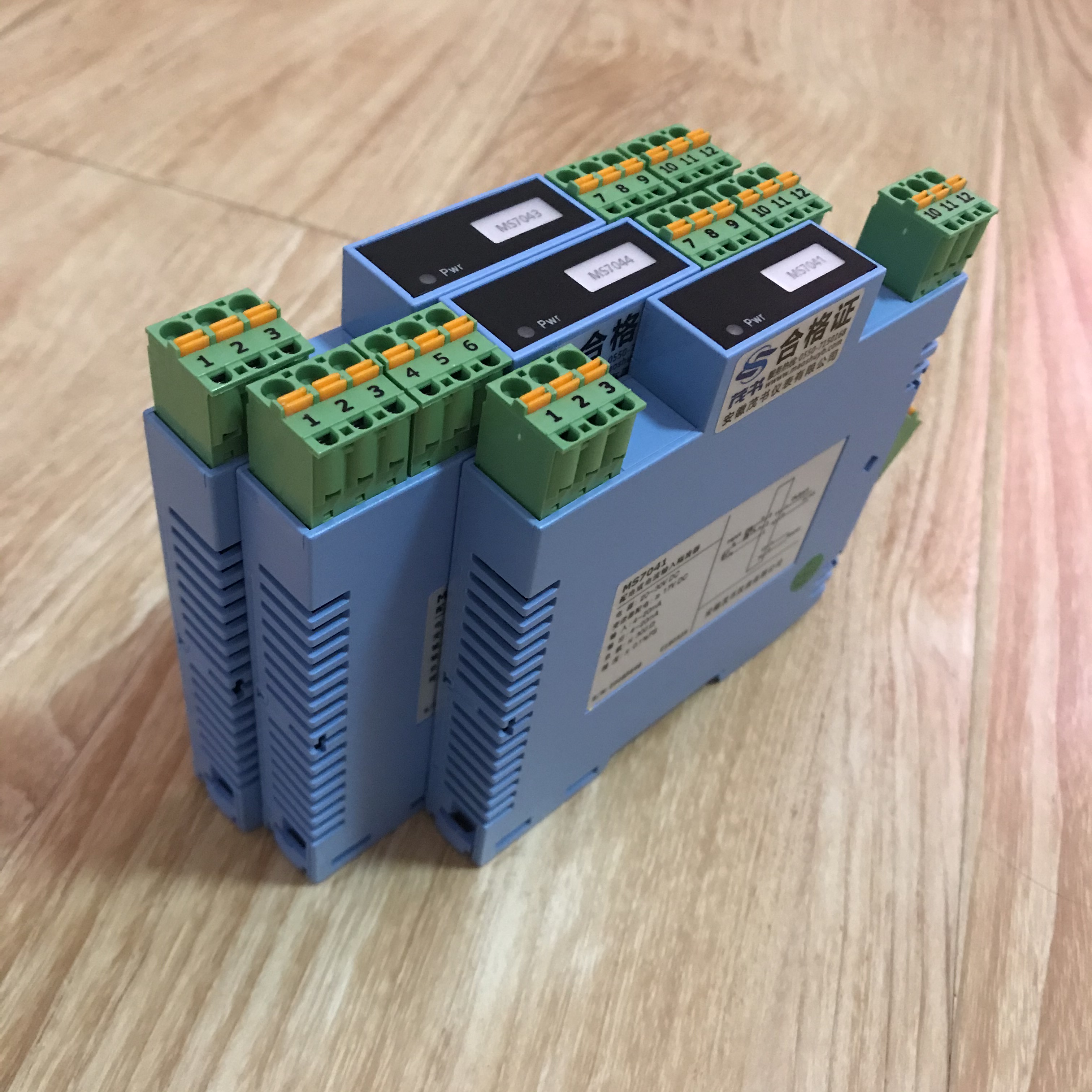 MS7911(MS7912)​热电偶输入信号隔离器(支持输出回路供电)